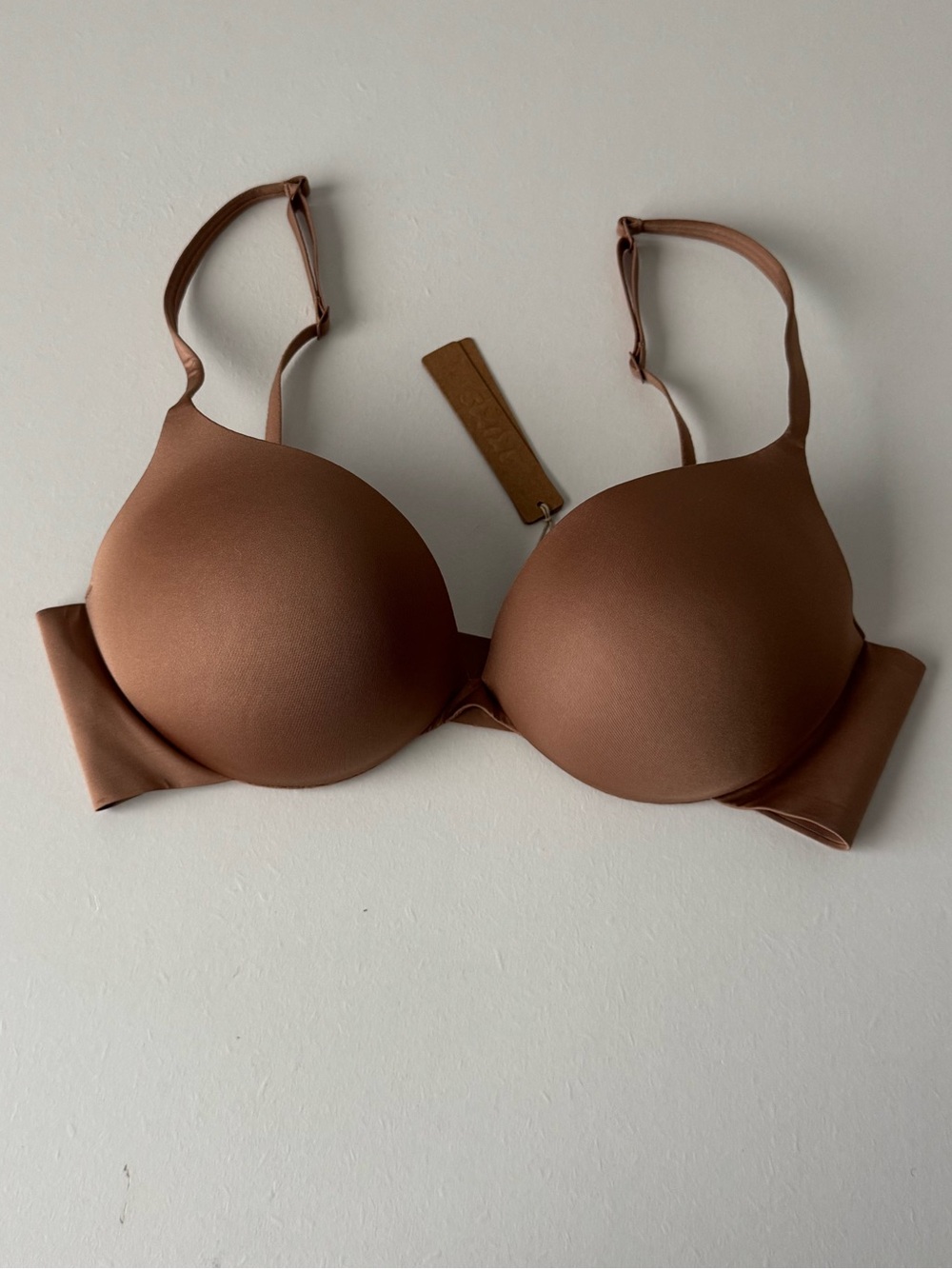 NWT Skims Ultimate Push-up Plunge Bra
